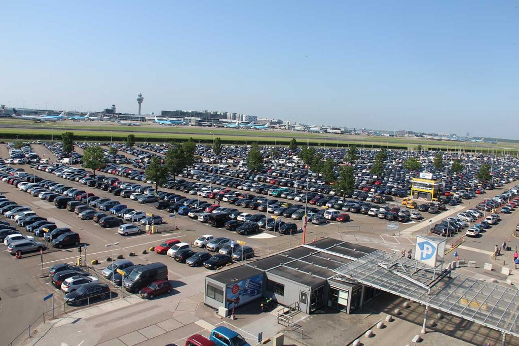 Auto Lang Parkeren Weeze Airport schipholparkeren.com